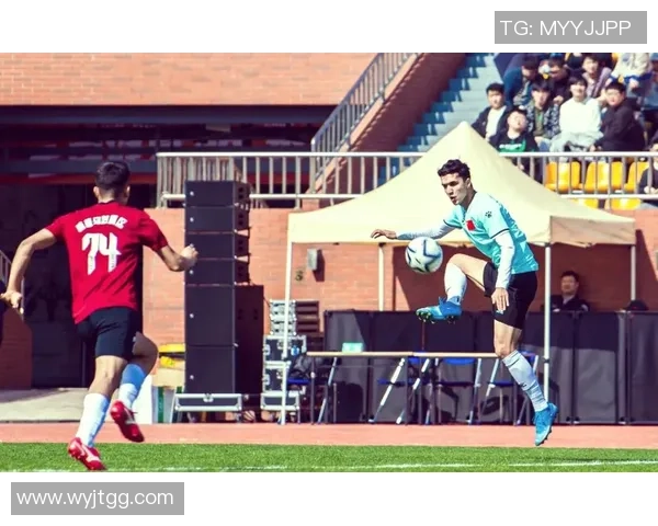 新疆足球明星队员盘点及其在国内外赛场的精彩表现 新疆足球明星队员盘点及其在国内外赛场的精彩表现