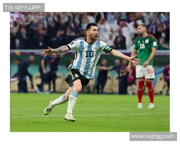 足球明星成名之路全景揭秘及精彩瞬间图片展示